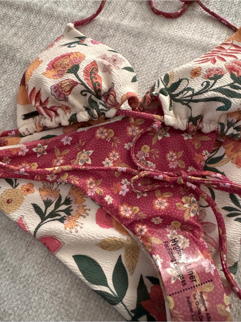 O’Neill Reversible Camellia Floral Bikini XS NWT - Picture 7 of 12